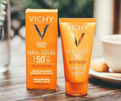 Kem chống nắng da khô Vichy Ideal Soleil SPF 50 Mattifying Face Fluid Dry Touch