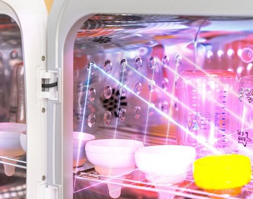 Máy tiệt trùng bình sữa bằng tia UV
