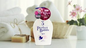 Sữa tắm Senka Perfect Whip Body Hương Hoa Hồng & Hoa Nhài