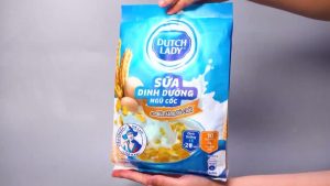 Sữa bột dinh dưỡng ngũ cốc Dutch Lady