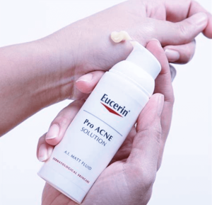 Kem dưỡng ẩm Eucerin AtoControl Face Care Cream