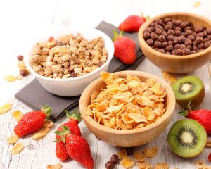 Ngũ cốc giảm cân Nestle FITNESSE & trái cây
